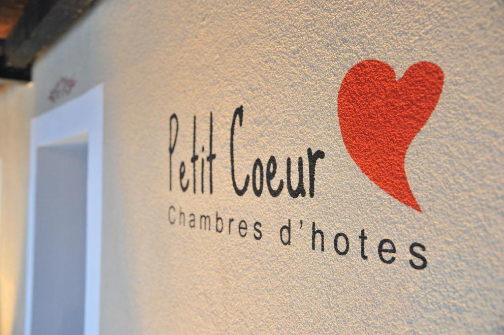 Affittacamere Petit Coeur تشامبولوك المظهر الخارجي الصورة